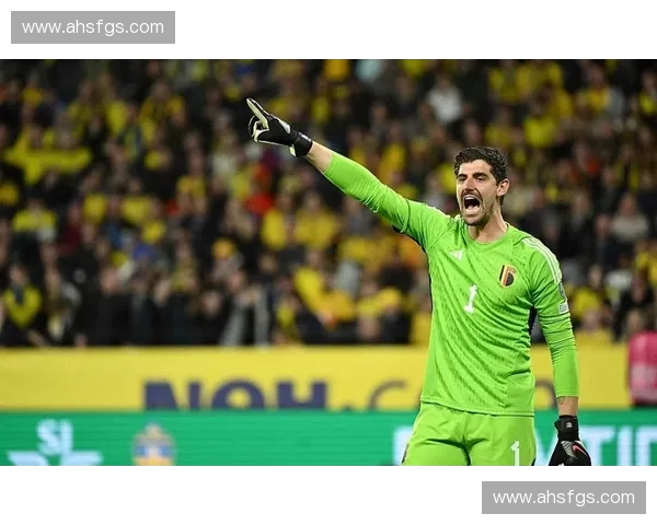 库尔图瓦世界杯神奇表现助比利时闯入四强，成就历史新篇章