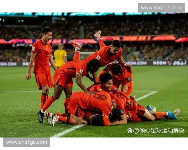 聚焦最新足球赛果全面解析胜负走势盘点强队表现与关键时刻回顾