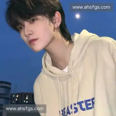 水璟烈